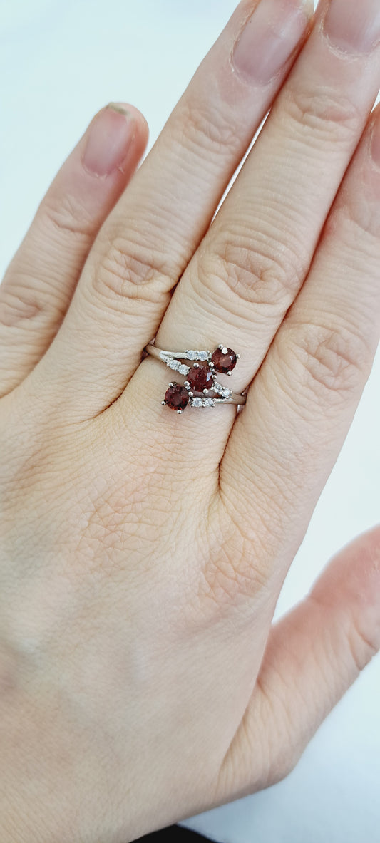 Garnet adjustable ring