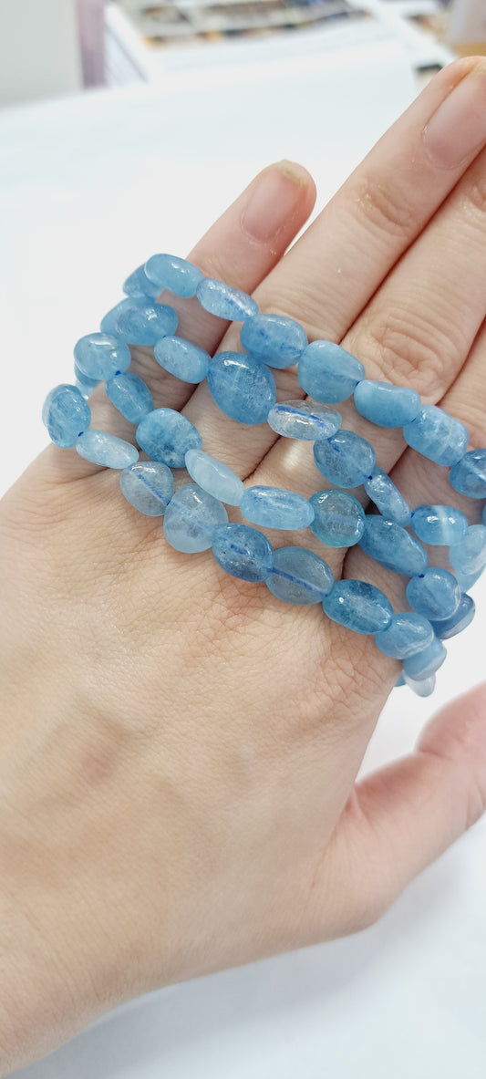 Aquamarine freeform bracelet