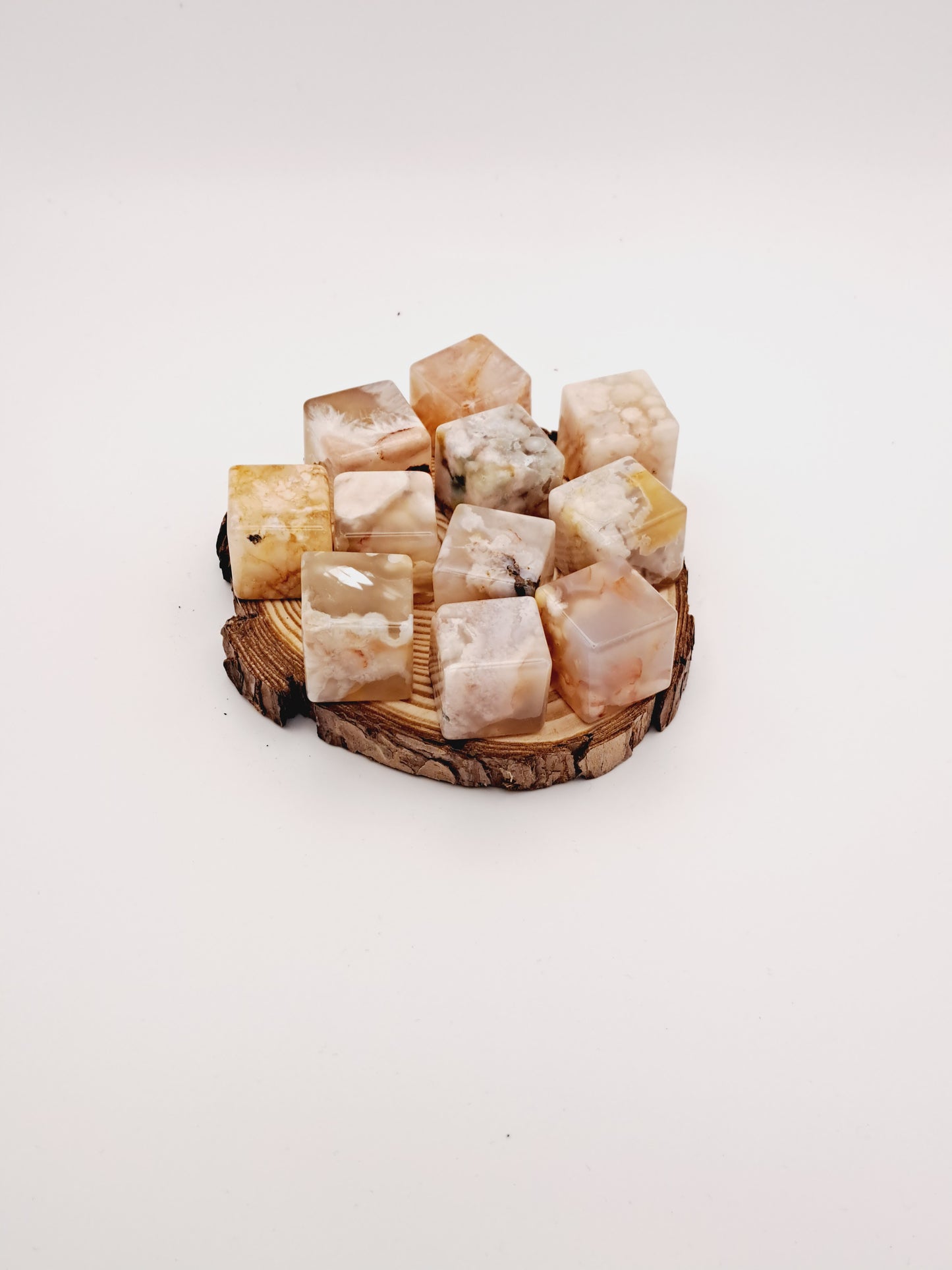 Flower agate cube