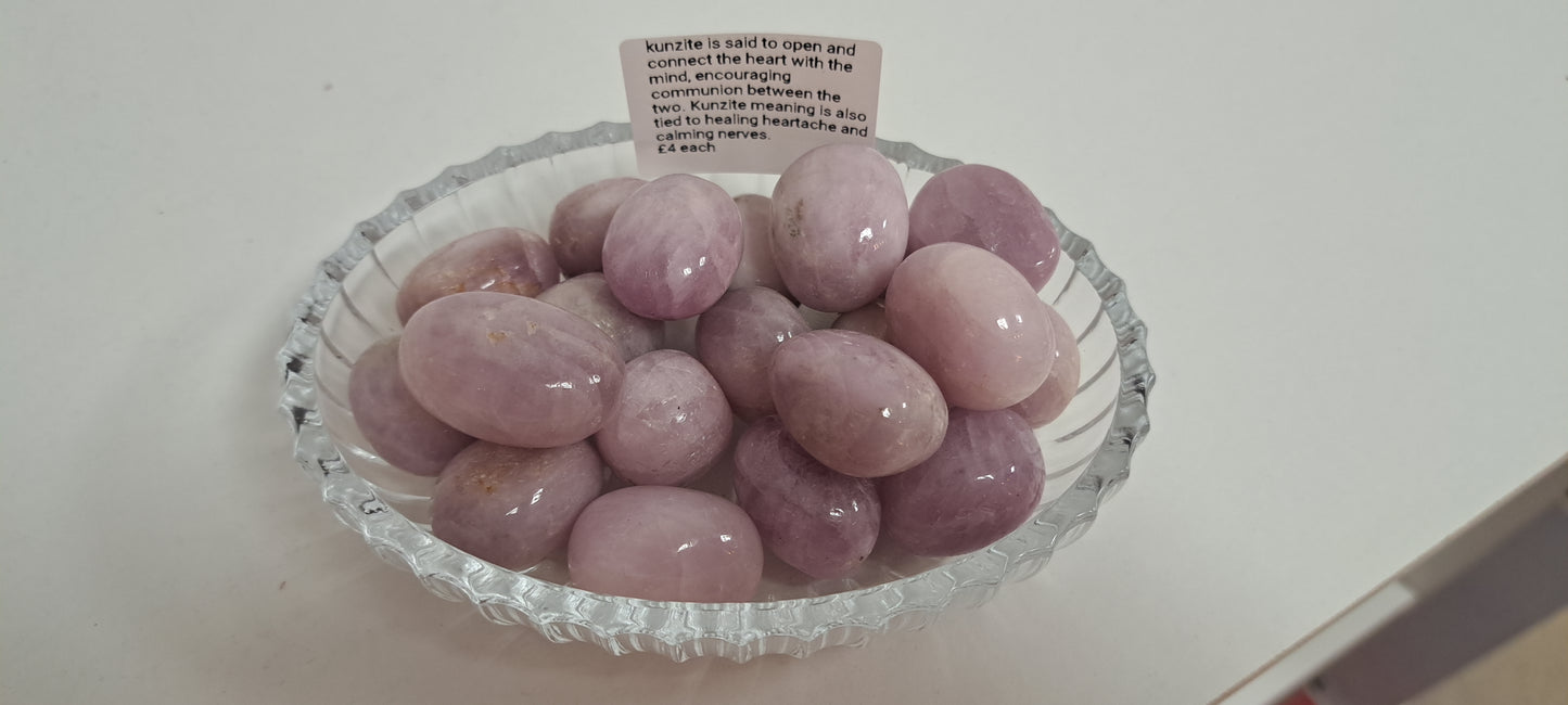 Kunzite tumble