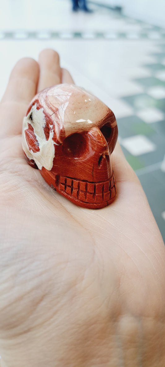 Red jasper skull