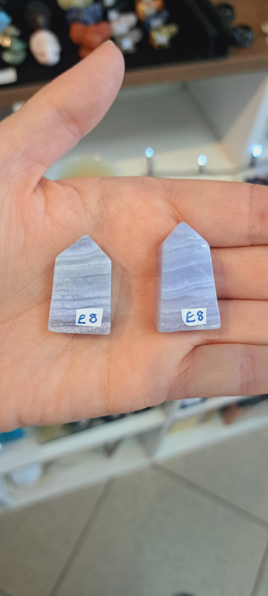 Blue lace mini tower