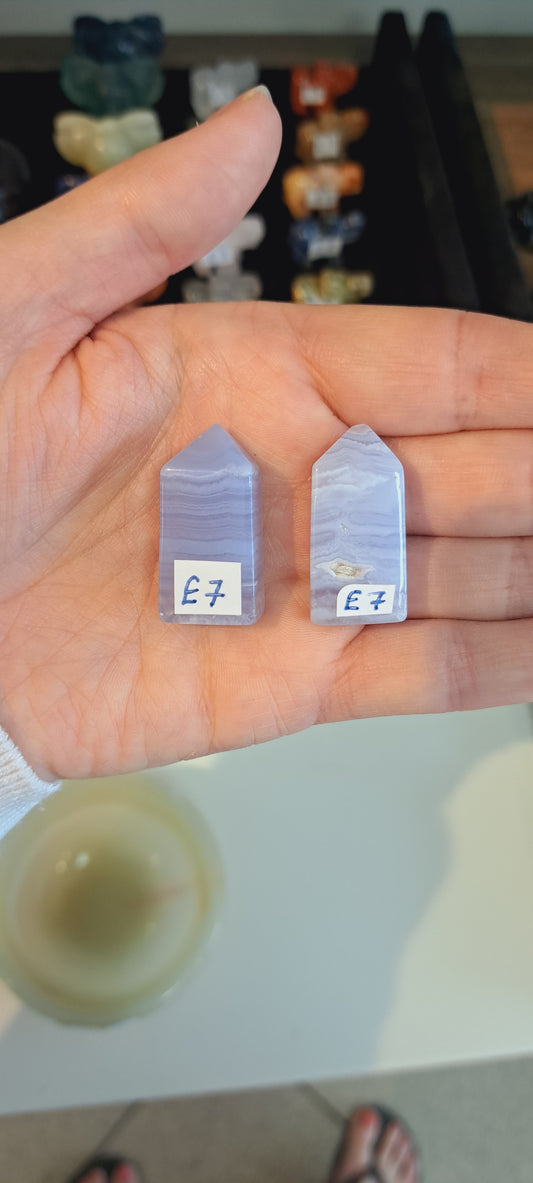 Blue lace mini tower