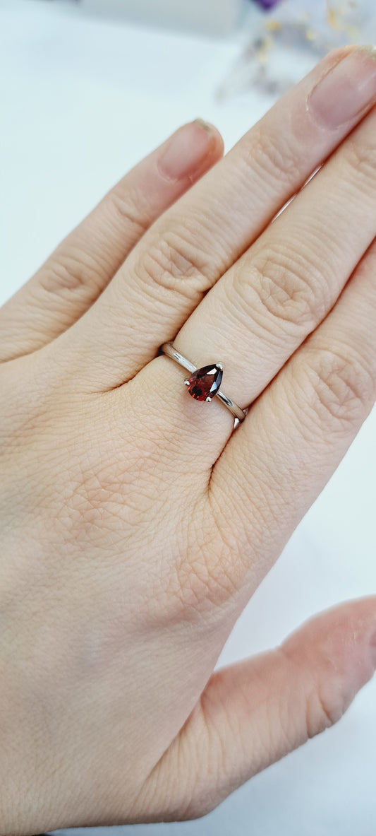 Garnet adjustable ring