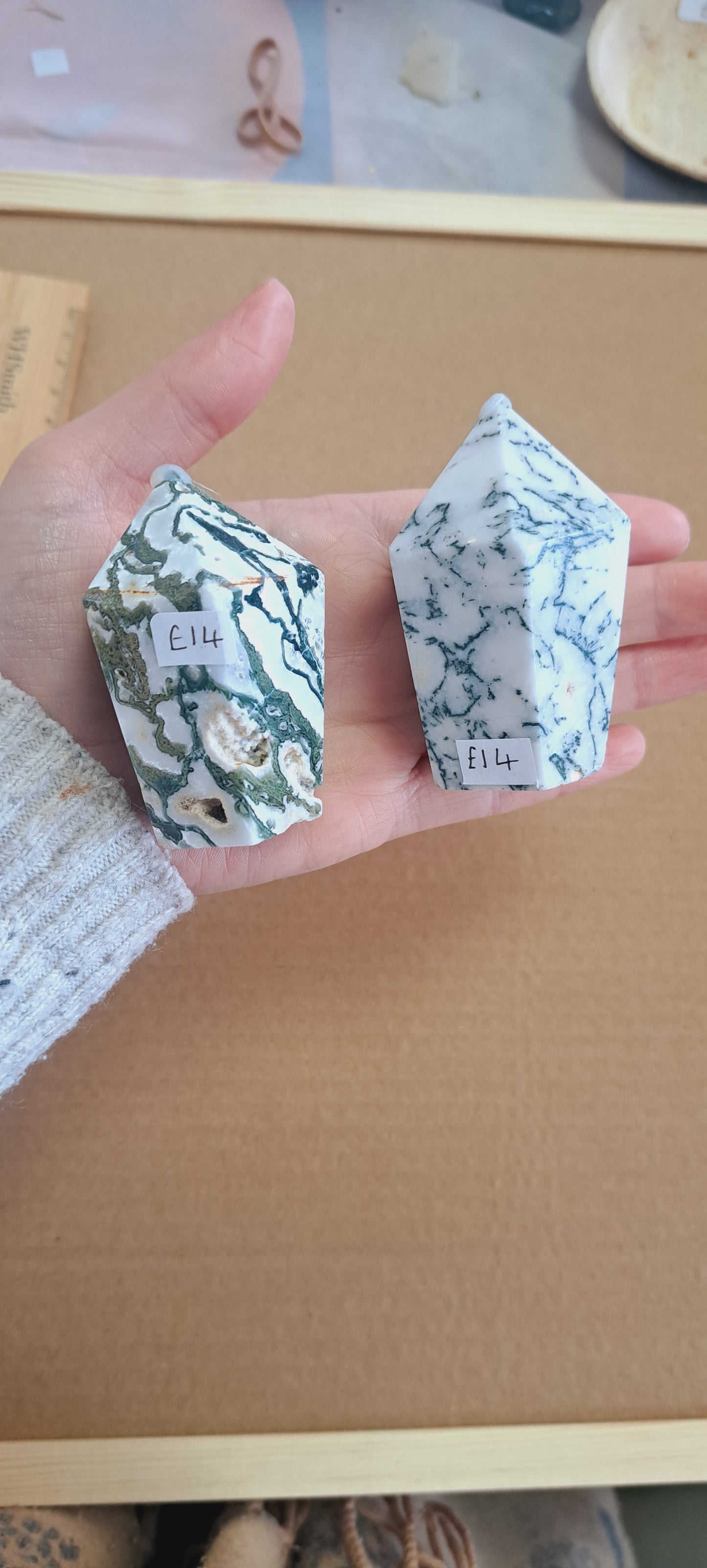 Moss agate cupcake point