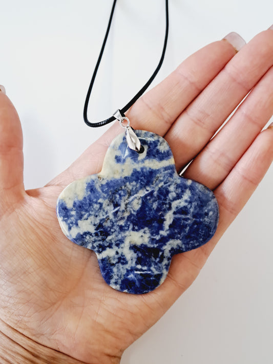 Large sodalite clover pendant