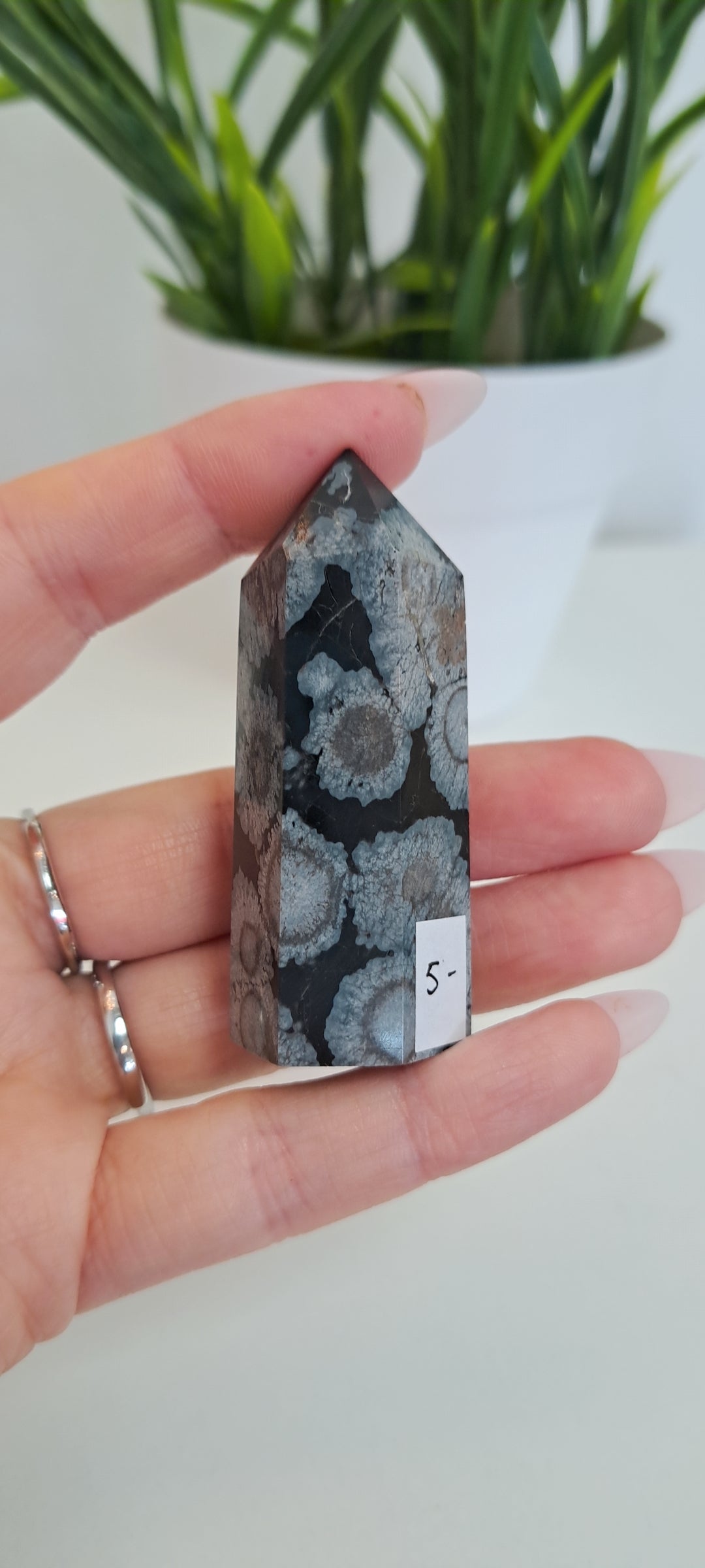 Snowflake obsidian point