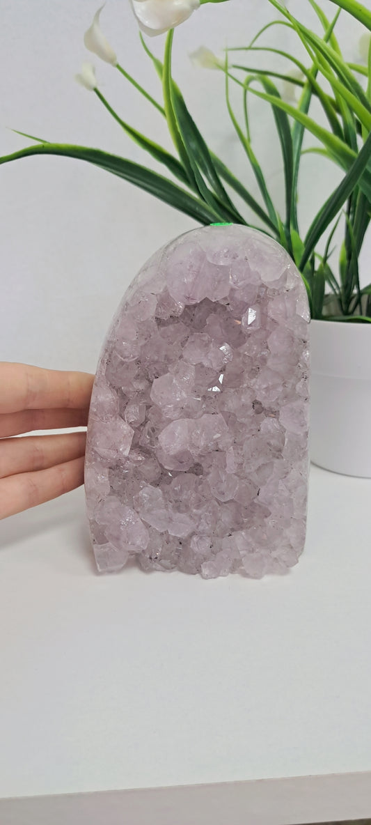 Light Amethyst cut base