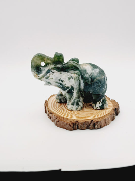 Large moss agate elephant