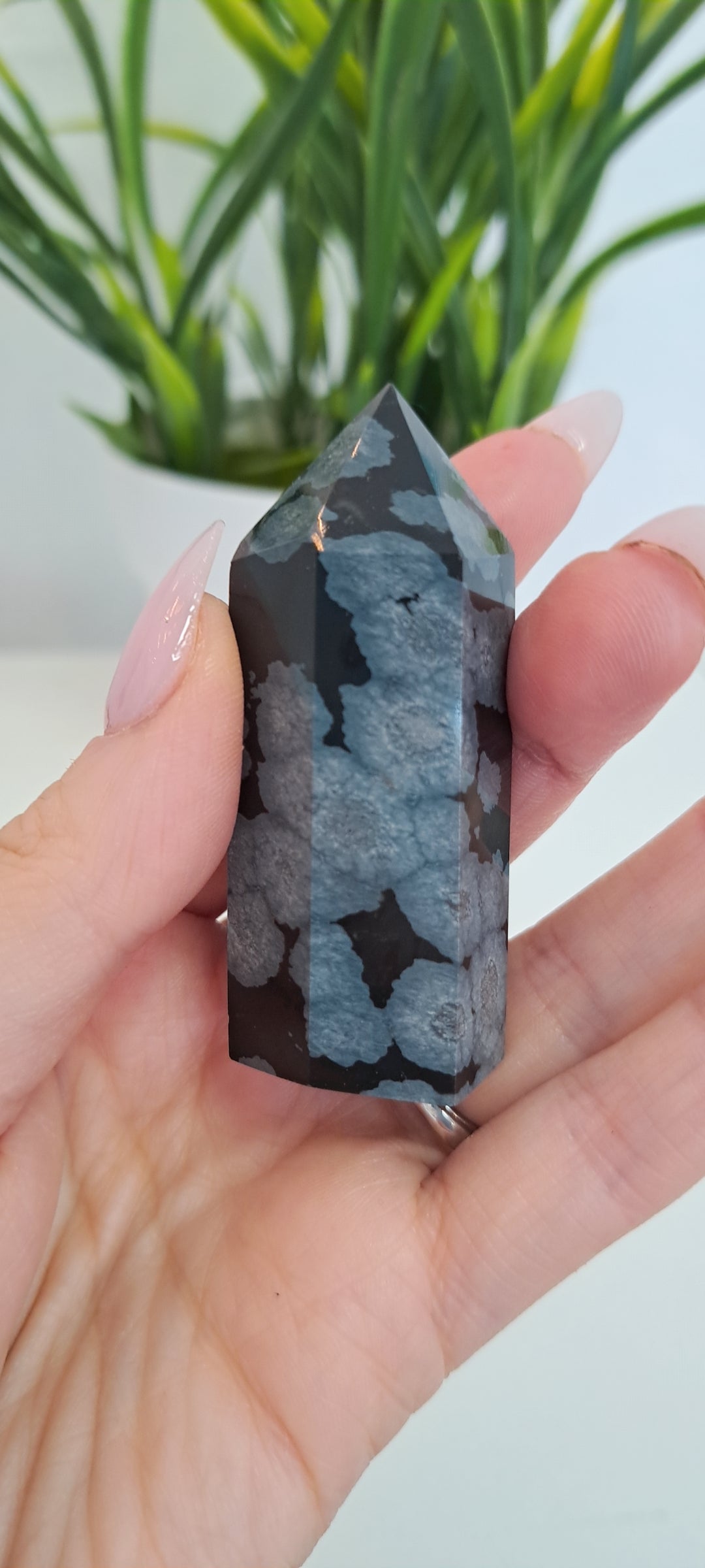 Snowflake obsidian point
