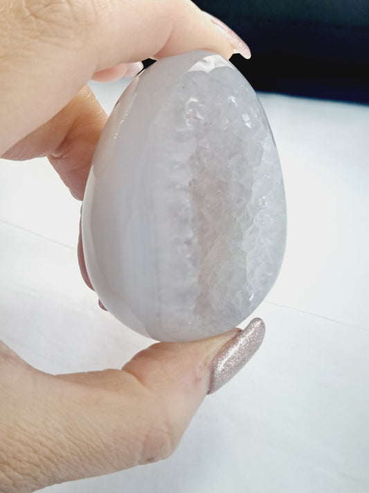 Druzy grey agate egg